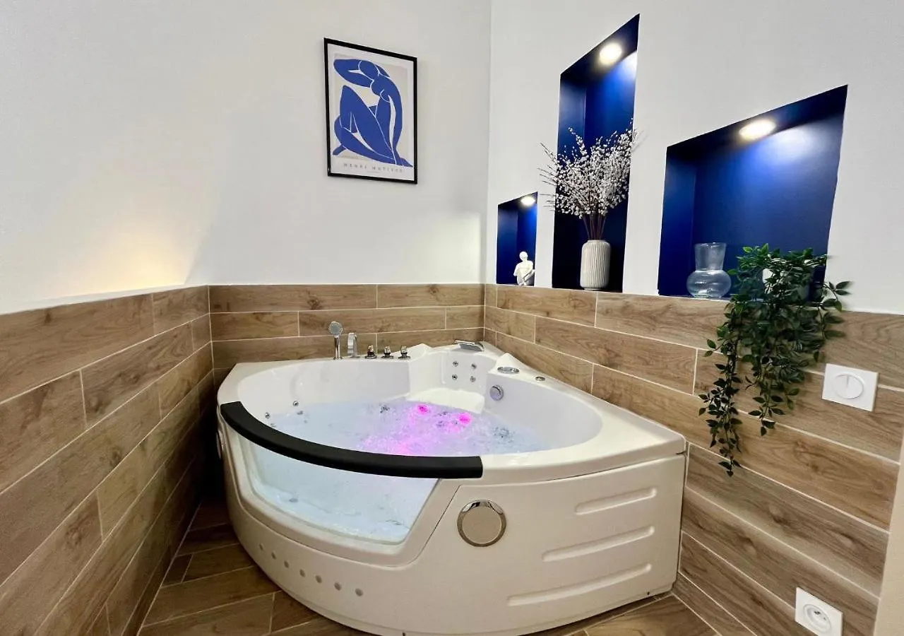 Suite Romantique Avec Balneo Marseille France